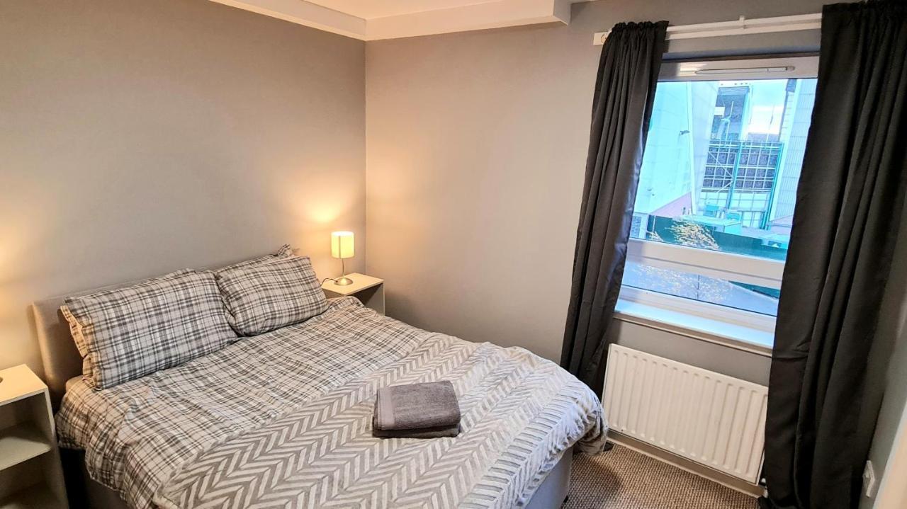 Lovely 3 Bedroom Apartment - Free Parking Эдинбург Экстерьер фото
